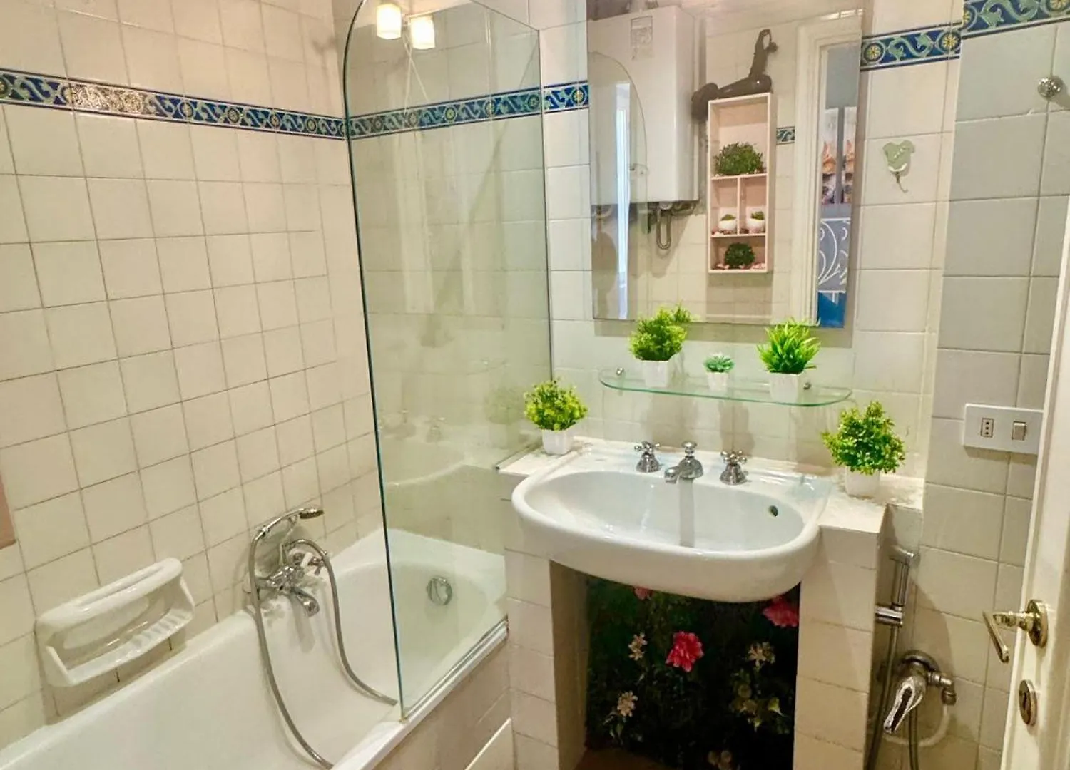 Trastevere Rome'S Heart Charming Appartment 8 0*, Rome Italy
